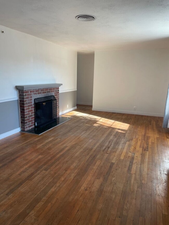 1030 W Gem Ave in Moses Lake, WA - Building Photo - Building Photo