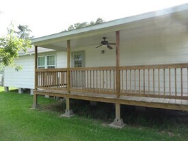 33211 Old Hempstead Rd in Magnolia, TX - Building Photo