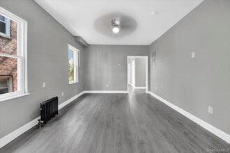 310 W 238th St in Bronx, NY - Building Photo - Building Photo