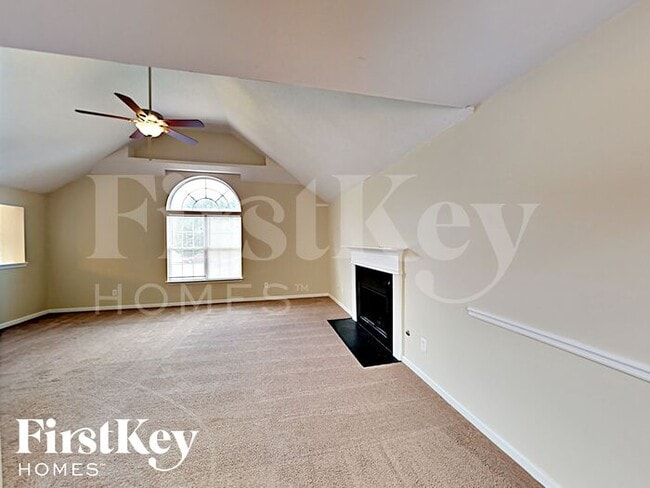402 Legend Creek Point in Canton, GA - Building Photo - Building Photo