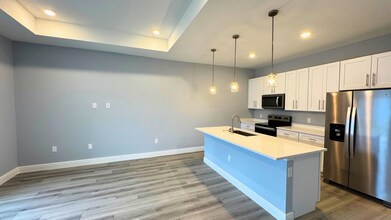 702 Broadway Ave in Lehigh Acres, FL - Building Photo - Building Photo