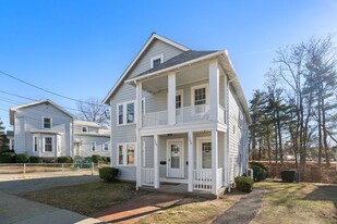 256 Webster St in Newton, MA - Foto de edificio - Building Photo