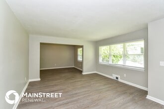 1660 Valencia Rd in Decatur, GA - Foto de edificio - Building Photo