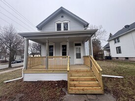 1003 Georgia Ave, Unit 1003 Georgia Ave in Sheboygan, WI - Building Photo