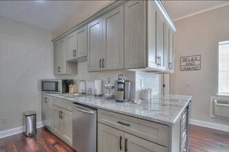 6018 Benders Ferry Rd in Mount Juliet, TN - Foto de edificio - Building Photo