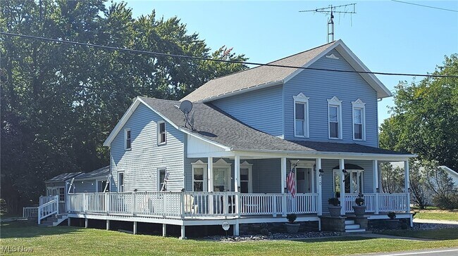 410 E Main St in Lakeside Marblehead, OH - Building Photo - Building Photo