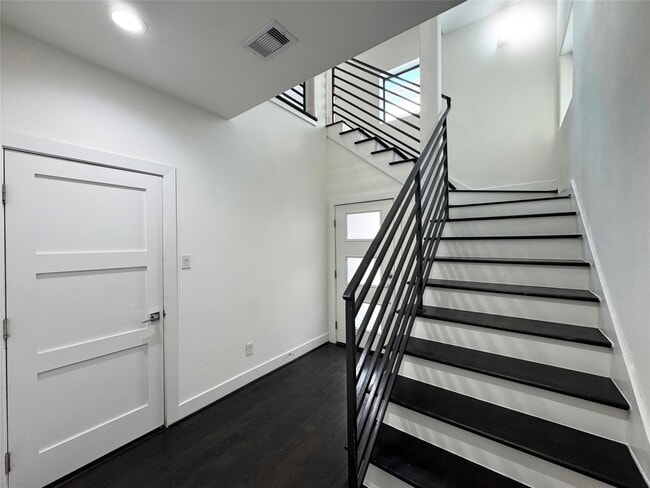 property at 2905 Gillespie St