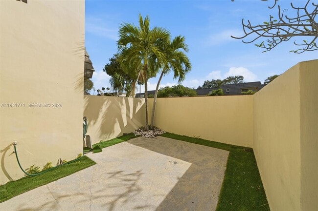 8313 SW 137th Ave in Miami, FL - Building Photo - Building Photo