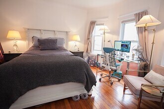 50 Holyoke Rd, Unit 1 in Somerville, MA - Foto de edificio - Building Photo