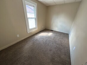 418 E Division St in New Castle, PA - Building Photo - Building Photo