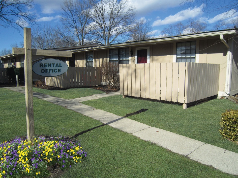 Forest Edge Apartments in Gahanna, OH - Building Photo