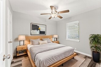 3034 Akard St in Houston, TX - Building Photo - Building Photo