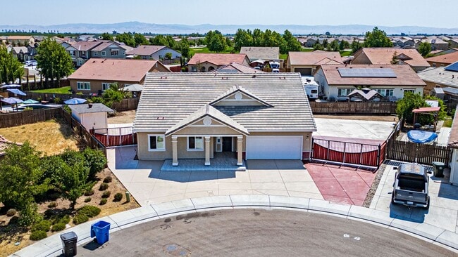 property at 2375 Excalibur Pl