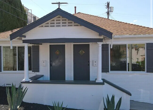 4502 Gilbert Pl in Los Angeles, CA - Building Photo - Building Photo