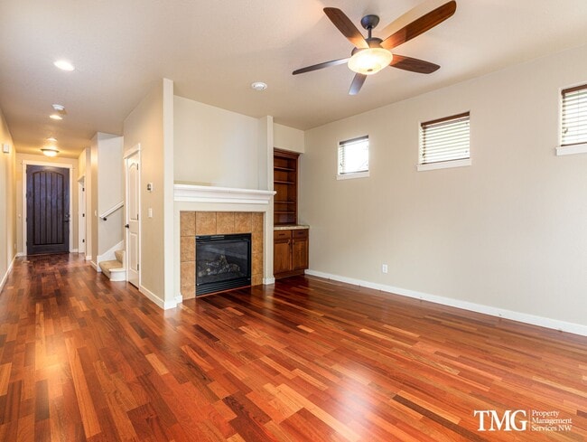 175 NE 61st Terrace in Hillsboro, OR - Building Photo - Building Photo