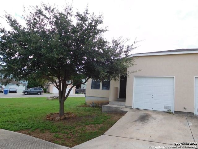 4402 Terra Summit Rd in San Antonio, TX - Building Photo