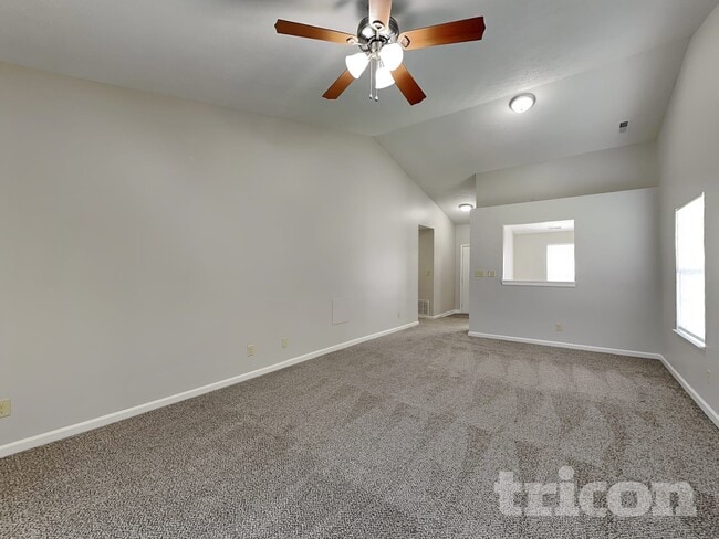 784 Kingston Cir in Brownsburg, IN - Foto de edificio - Building Photo