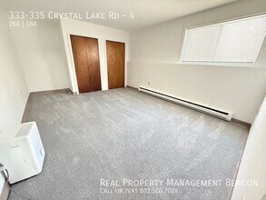 333-335 Crystal Lake Rd in Enfield, NH - Building Photo - Building Photo
