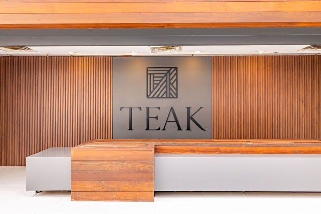 TEAK Living