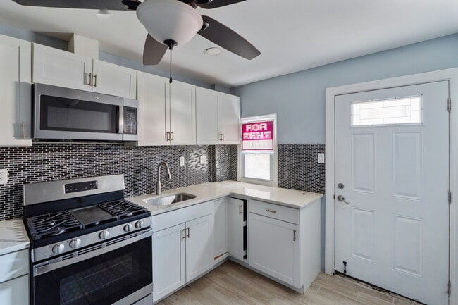 property at 2537 E Ann St