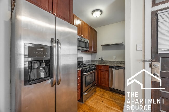 4901 N Hoyne Ave, Unit 3