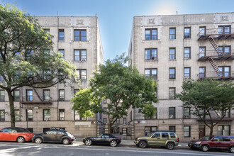 500 Fort Washington Ave in New York, NY - Foto de edificio - Building Photo