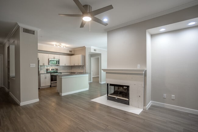 LADERA APARTMENTS