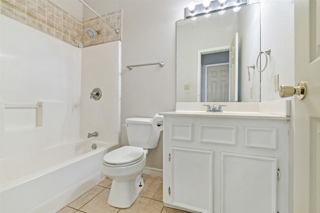 property at 165 Magnolia Bend