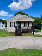 209 Turner St in Winston-Salem, NC - Building Photo - Building Photo