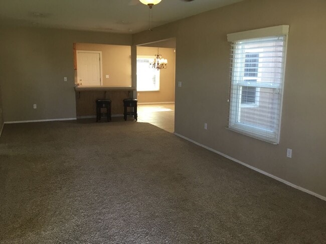 property at 5430 N Madera Ave