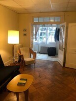 308 E 33rd St in Baltimore, MD - Building Photo