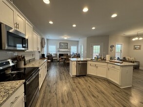 434 Nantucket Trl in Sneads Ferry, NC - Building Photo - Building Photo
