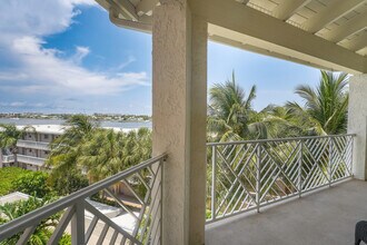 309 E Ocean Ave in Lantana, FL - Building Photo - Building Photo