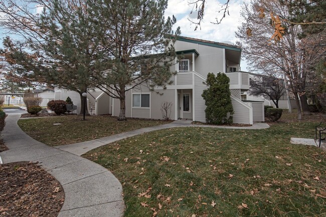property at 2651 Sycamore Glen Dr