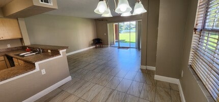 13929 Fairway Island Dr in Orlando, FL - Building Photo - Building Photo
