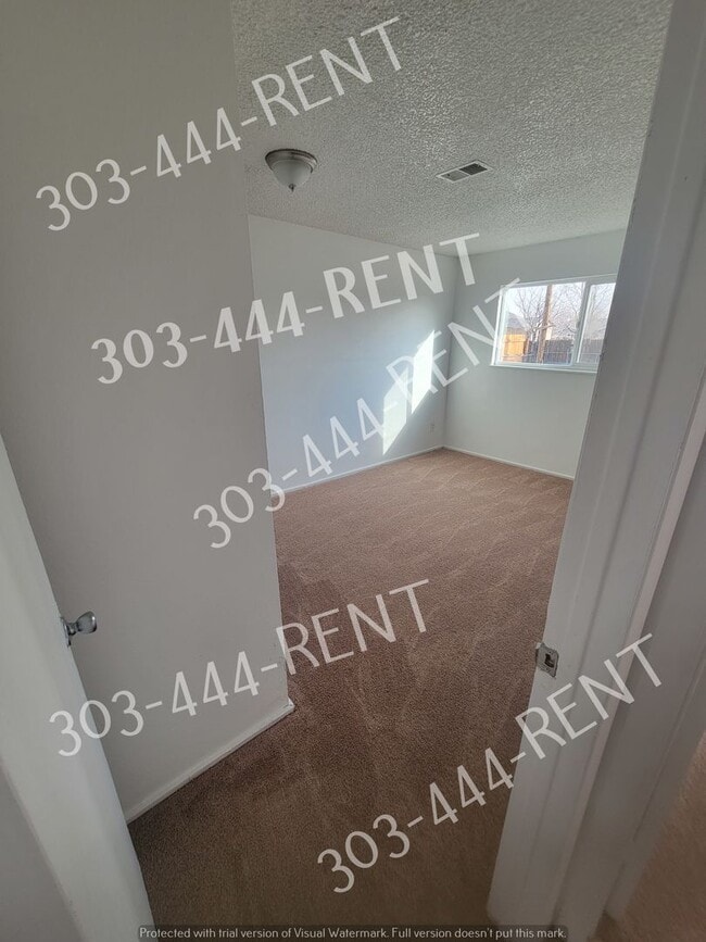 7710-7720 Idlewild St in Commerce City, CO - Building Photo - Building Photo
