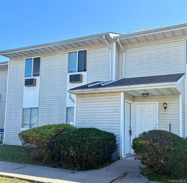 property at 314 Ruth Ct