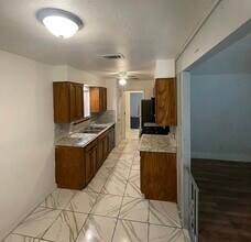 1107 Thurgood Cir in Austin, TX - Building Photo - Building Photo