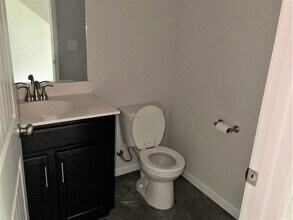 805 Lynes St in Clarksville, TN - Building Photo - Building Photo