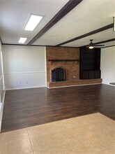 3719 Crestpark Dr in Farmers Branch, TX - Building Photo - Building Photo