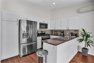 3784 Nectarine Cir in Oceanside, CA - Building Photo - Building Photo