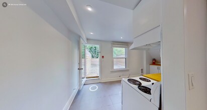 584 Huron St in Toronto, ON - Building Photo - Building Photo