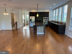 22806 Breezy Hollow Dr in Ashburn, VA - Building Photo - Building Photo