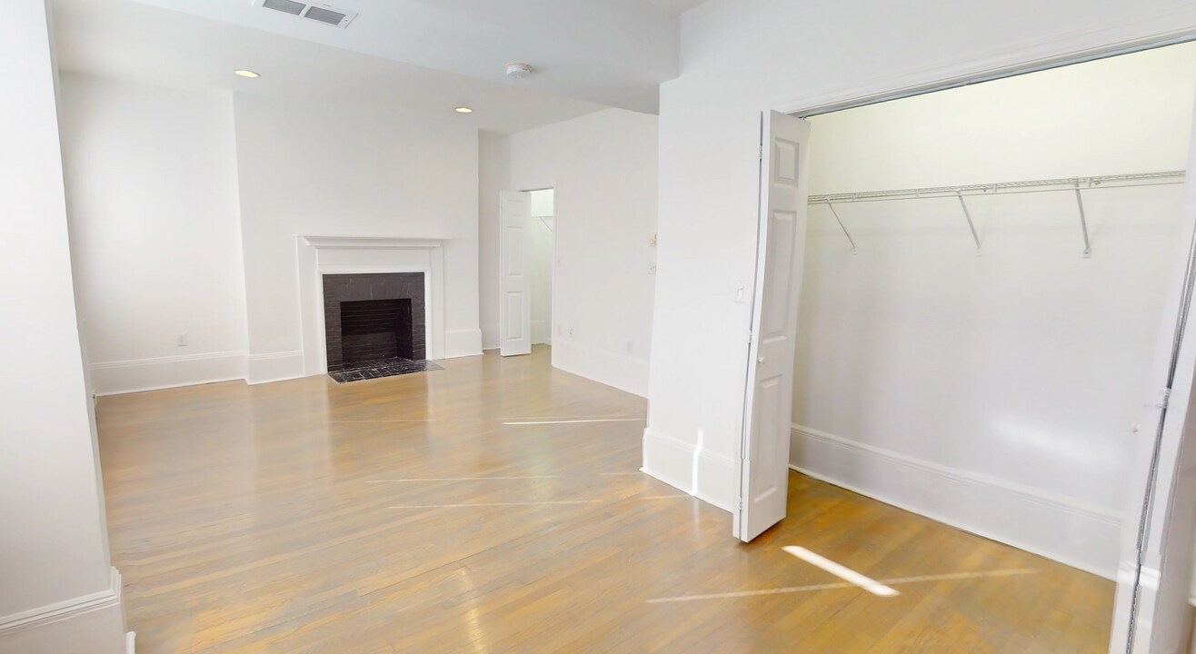 1408 Beacon St in Brookline, MA - Building Photo