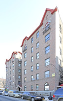 37-05 90th St in Jackson Heights, NY - Foto de edificio - Building Photo