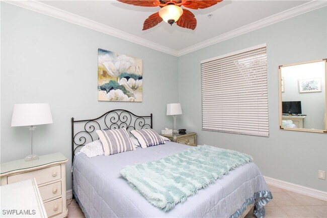 817 Carrick Bend Cir