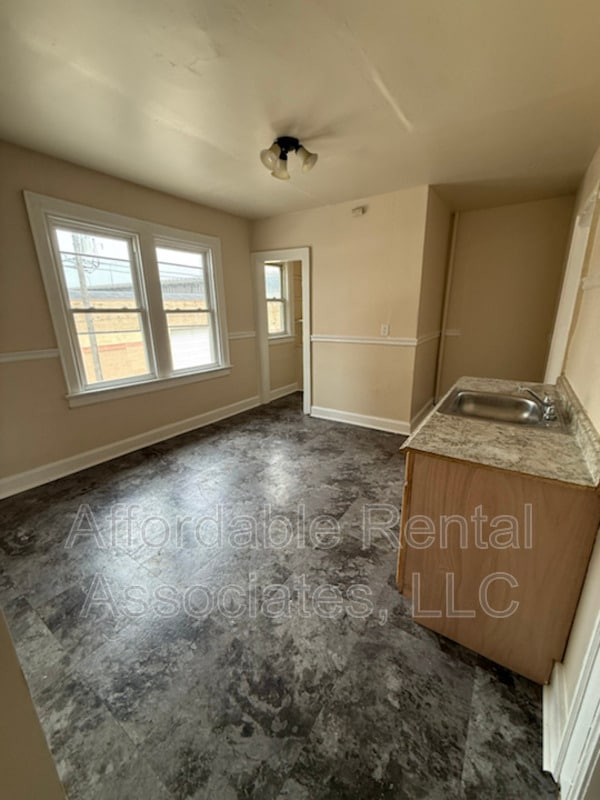 property at 3529 W Pierce St