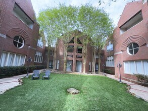 11854 Taylorcrest Rd in Houston, TX - Building Photo - Building Photo