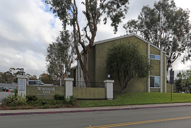 Windsor Park in San Diego, CA - Building Photo - Building Photo