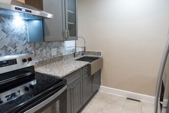 1220 Market St-Unit -1220 Market St #1 in Harrisburg, PA - Building Photo - Building Photo